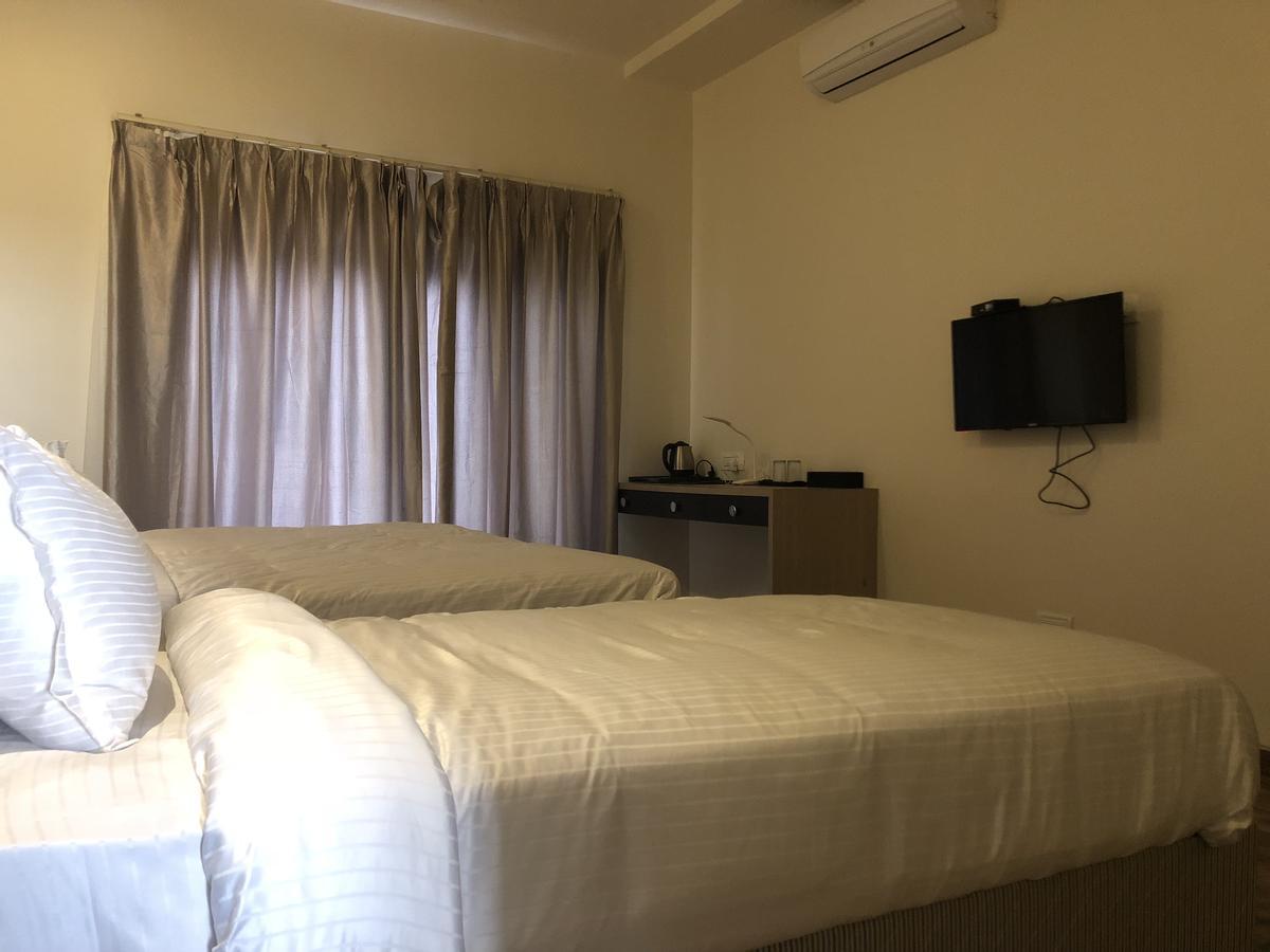 Hotel Sharanam Shegaon Buitenkant foto